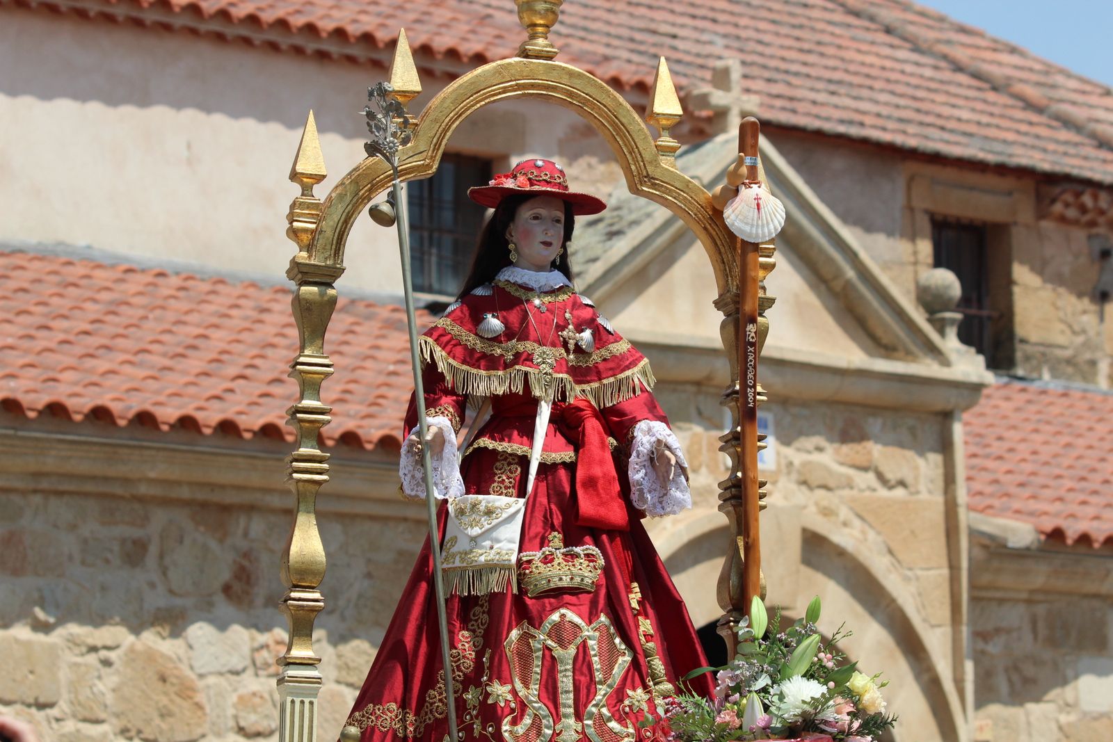 Moriscos. Procesión acompañada por la Agrupación Musical Virgen de la Vega