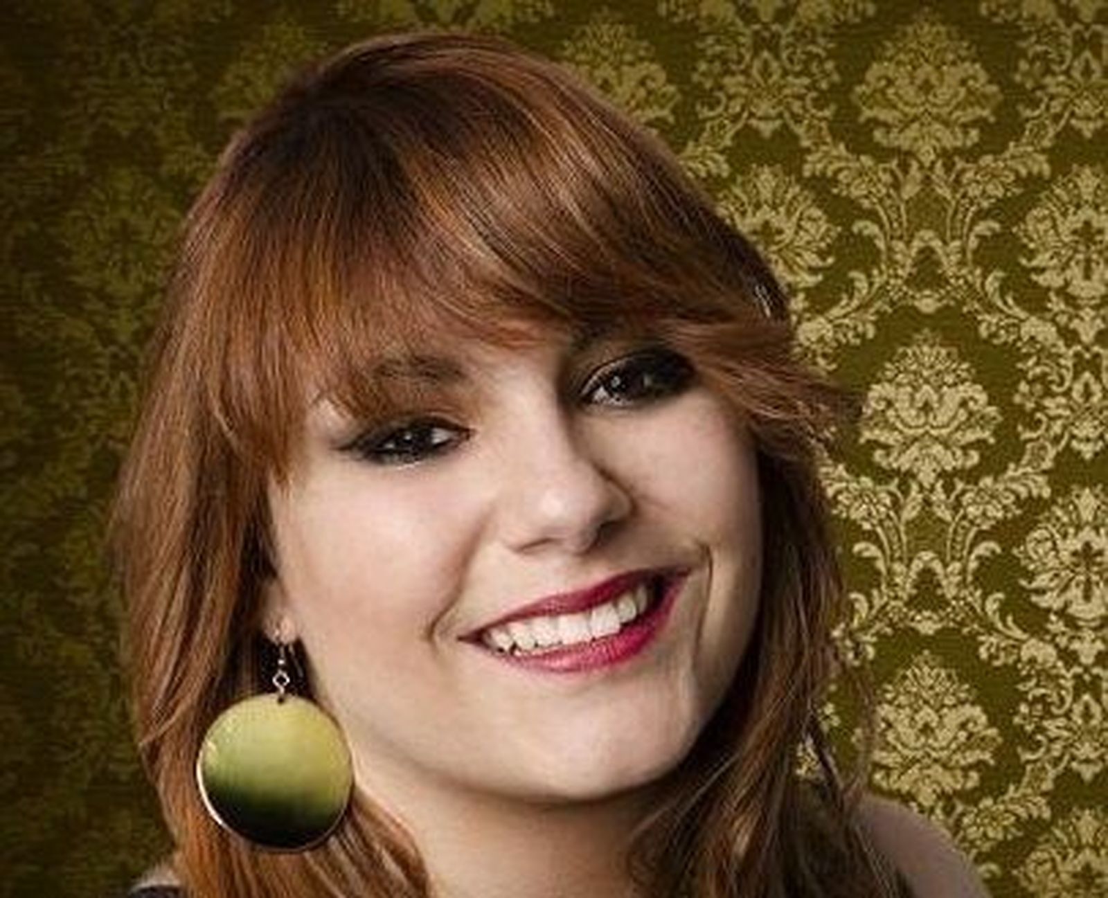 Victoria Mesonero presenta su proyecto en solitario en Alba de Tormes