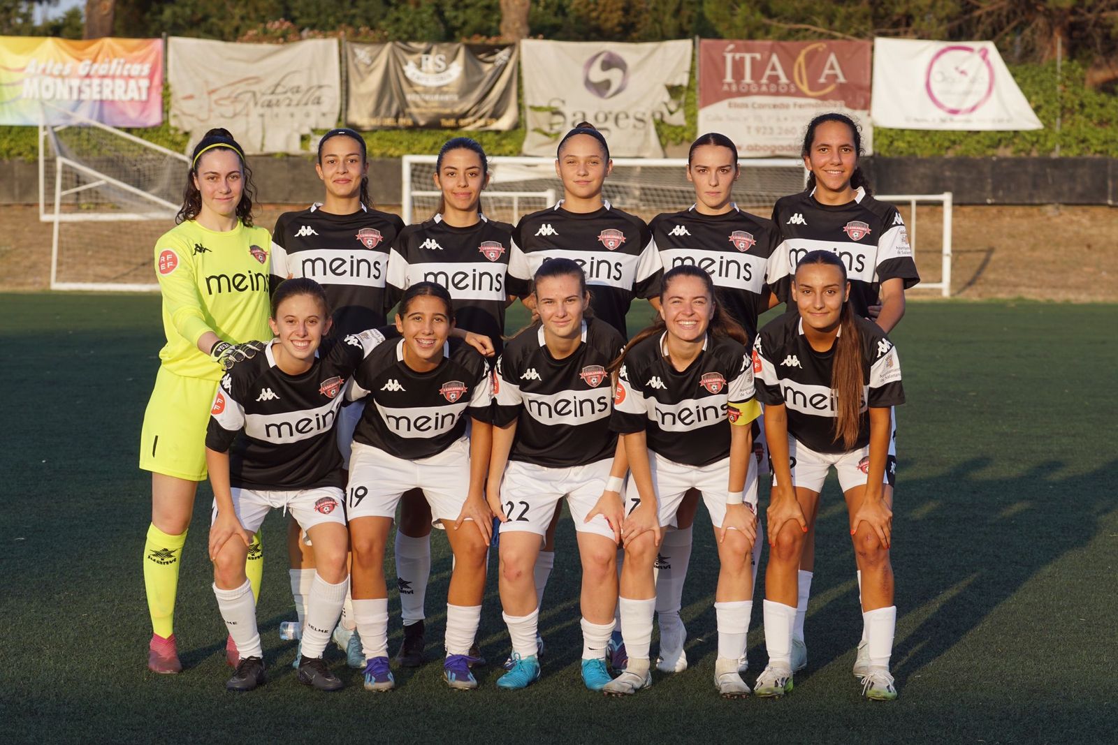 partido-amistoso-salamanca-futbol-femenino-y-milton-academy-foto-juanes-6