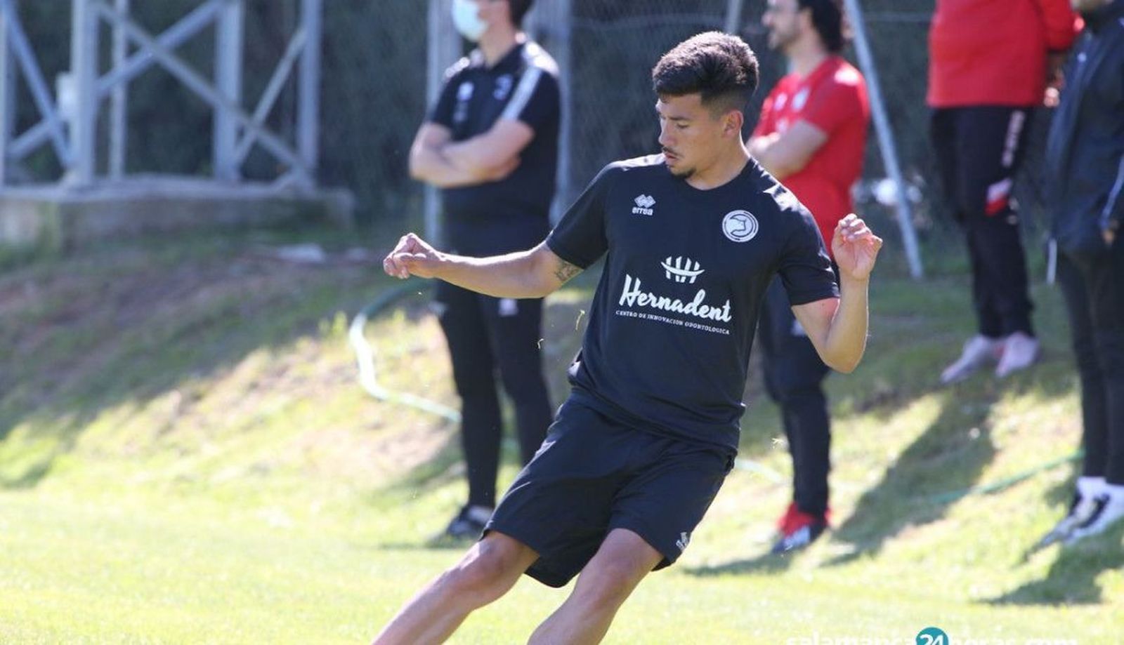 Garay en un entrenamiento con Unionistas | Foto: S24H