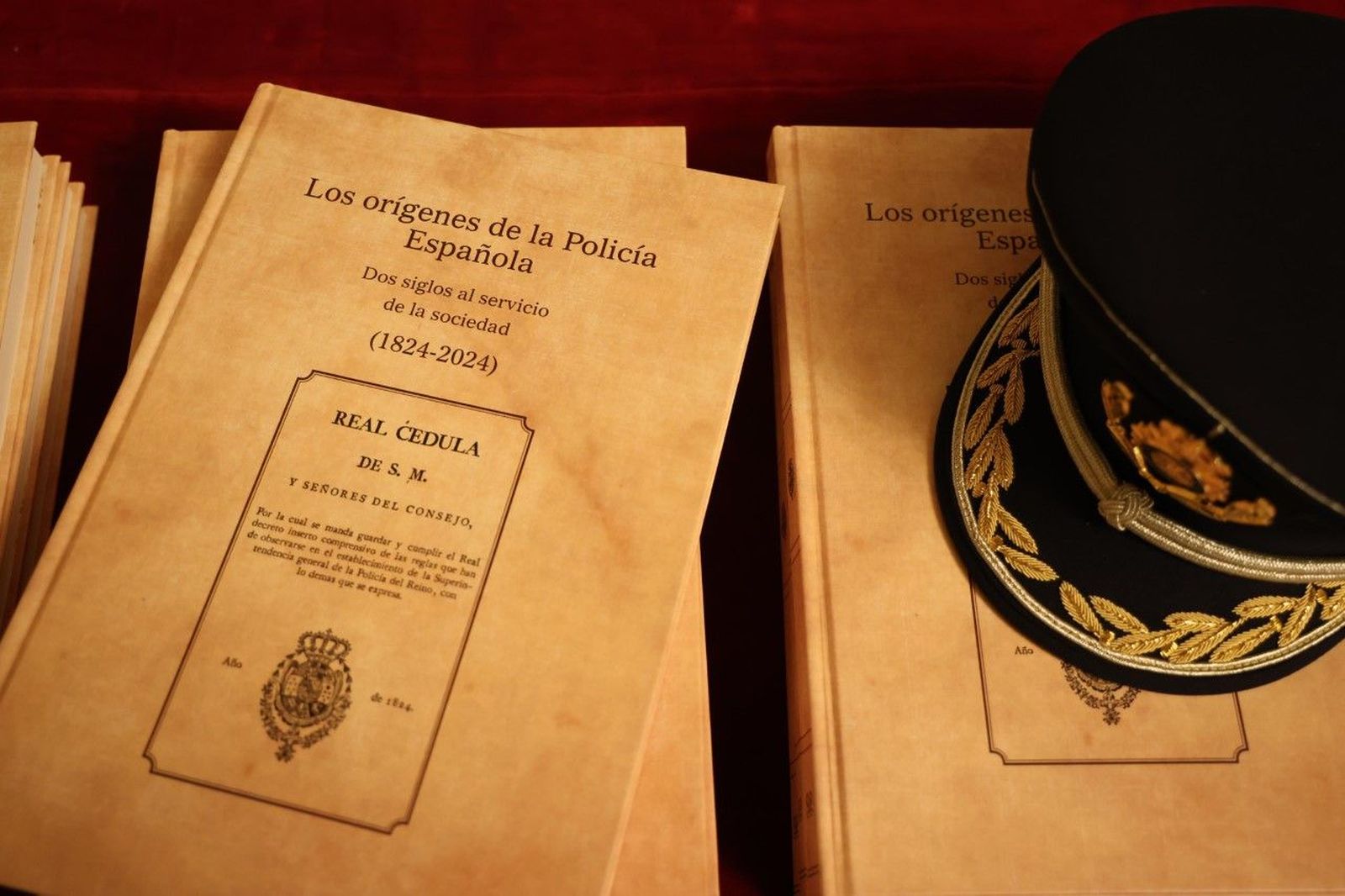 Libro 'Los orígenes de la Policía Nacional'