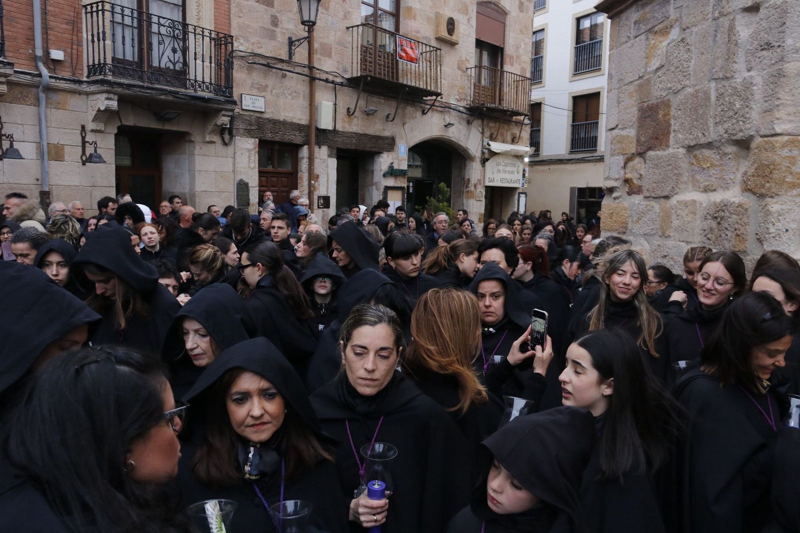 suspension-de-la-procesion-de-la-virgen-de-la-soledad-46