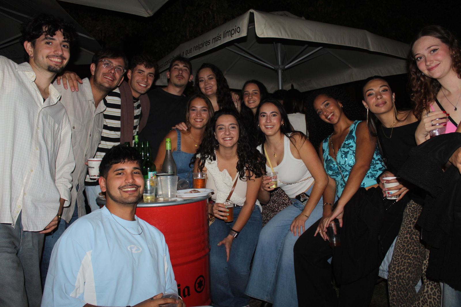 Ambiente en la Feria de Día en la tarde de este jueves