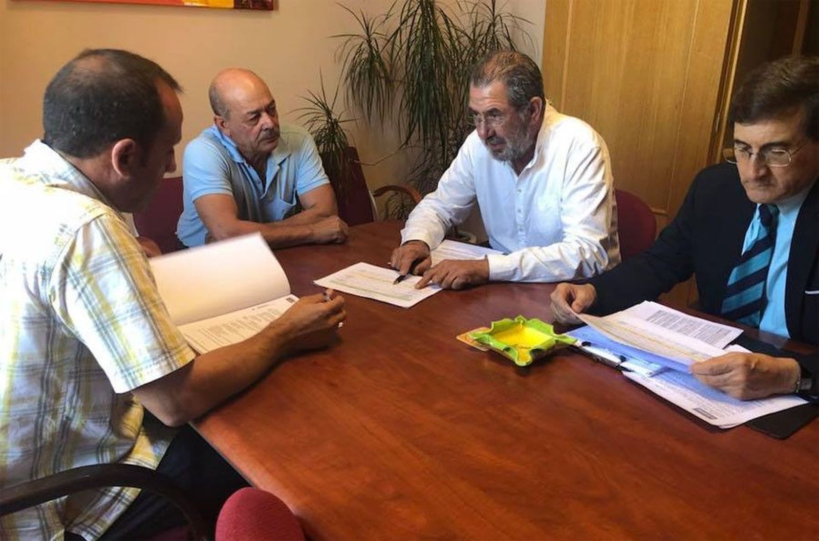 Duo corrales carretera