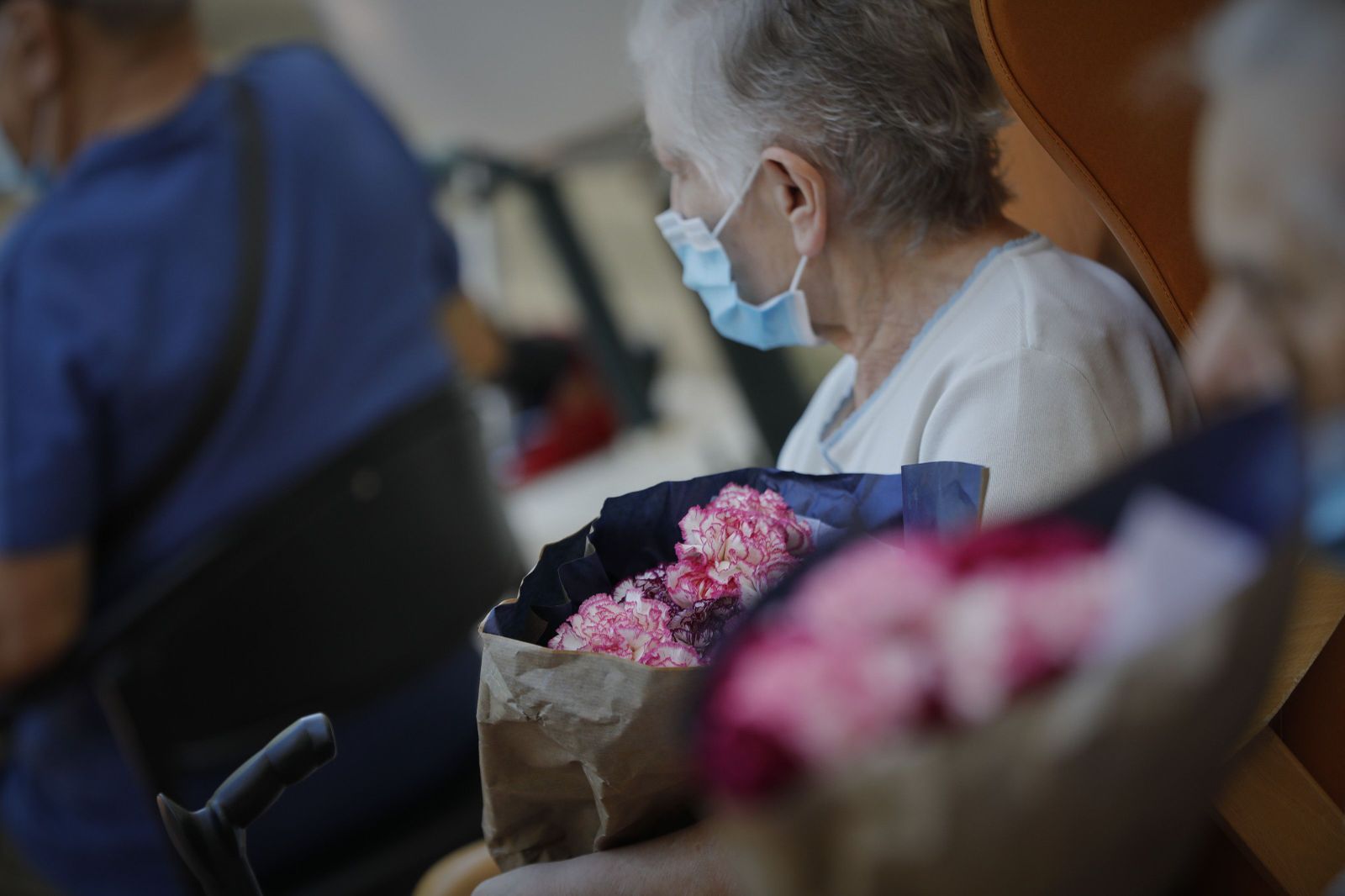 Dos residentes de la Residencia de Mayores Pablo Neruda de Madrid.