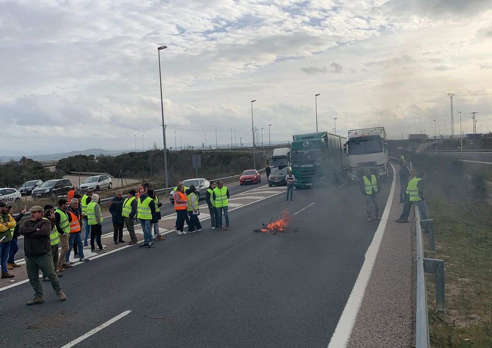 whatsapp-image-2024-02-07-at-17-21-18