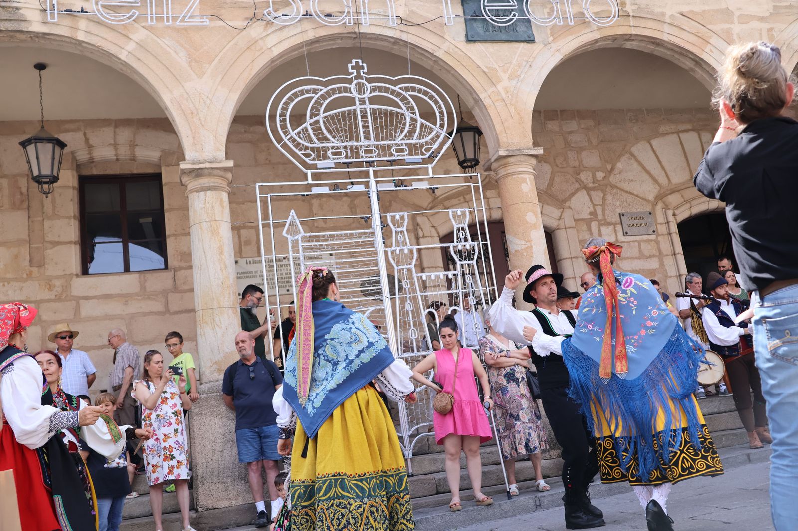 grupo-bajo-duero-en-la-xxxii-muestra-de-folklore-27