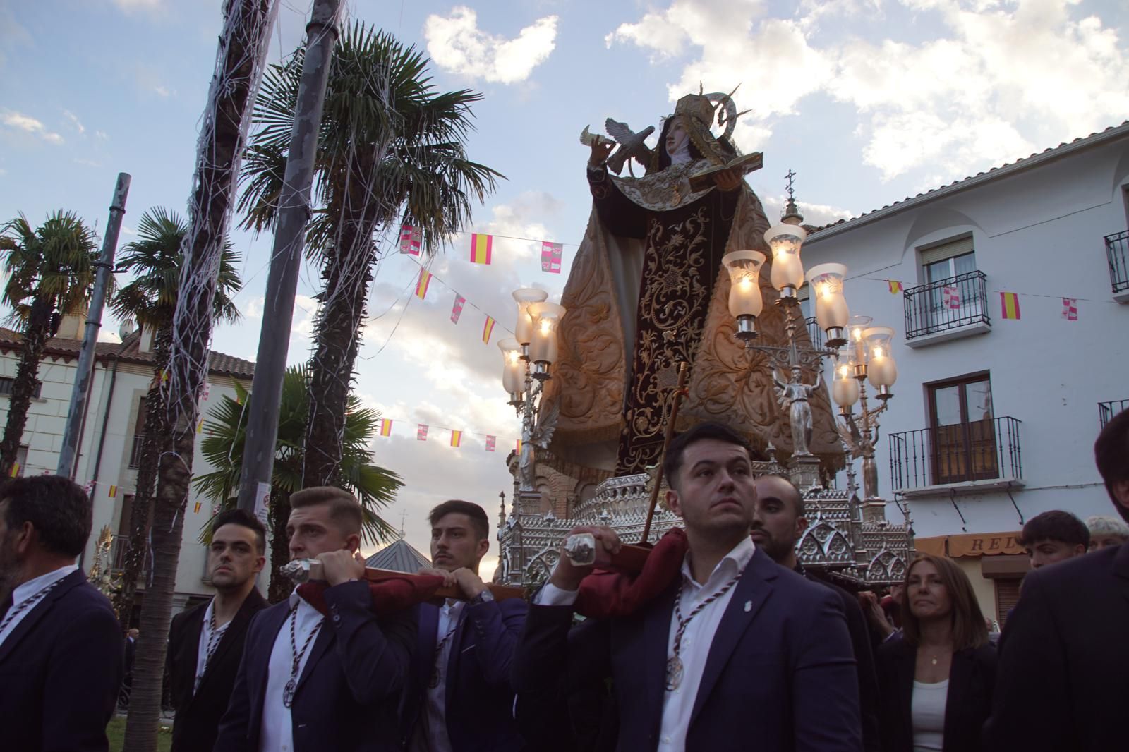 Procesión de Santa Teresa en Alba 2025 (25).jpeg