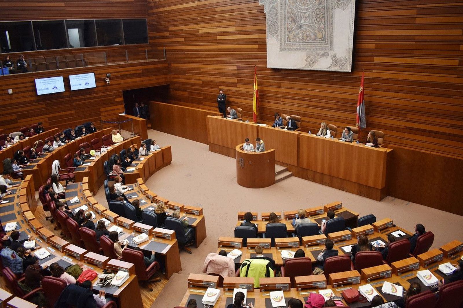 Carbajosa, en el pleno autonómico CyL (4)