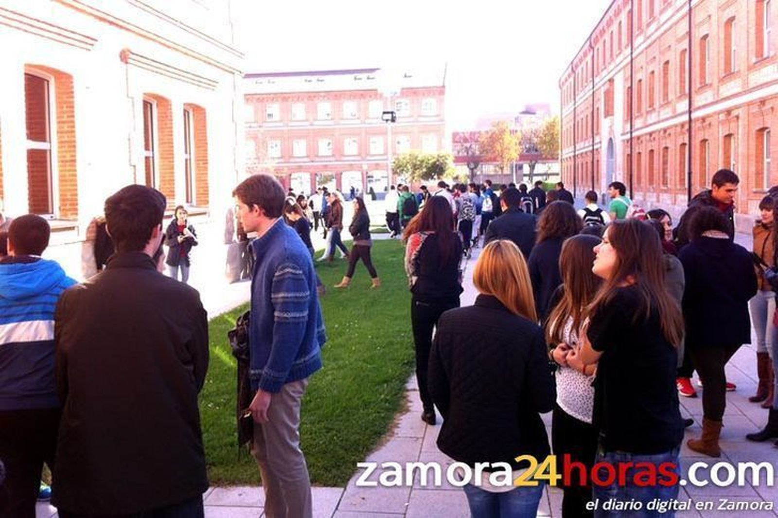 Las notas de corte experimentan un descenso generalizado en casi todos los grados