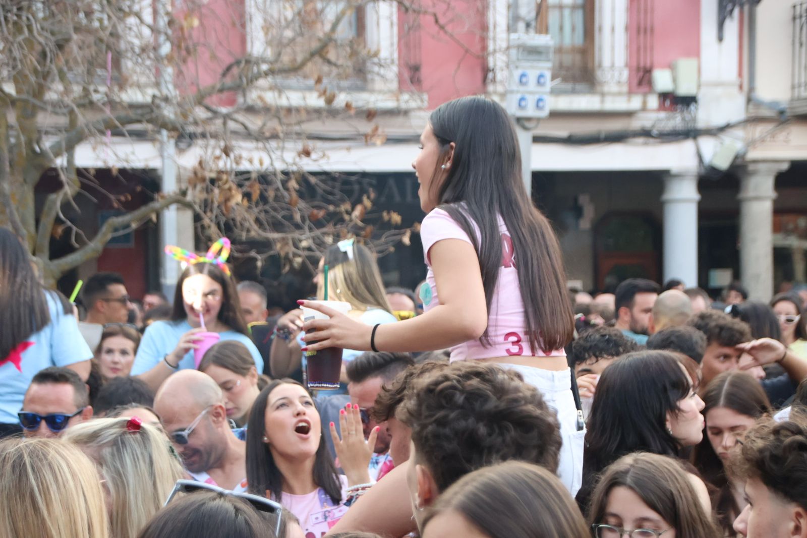 Peñaranda, Chupinazo y presentación de las reinas y damas