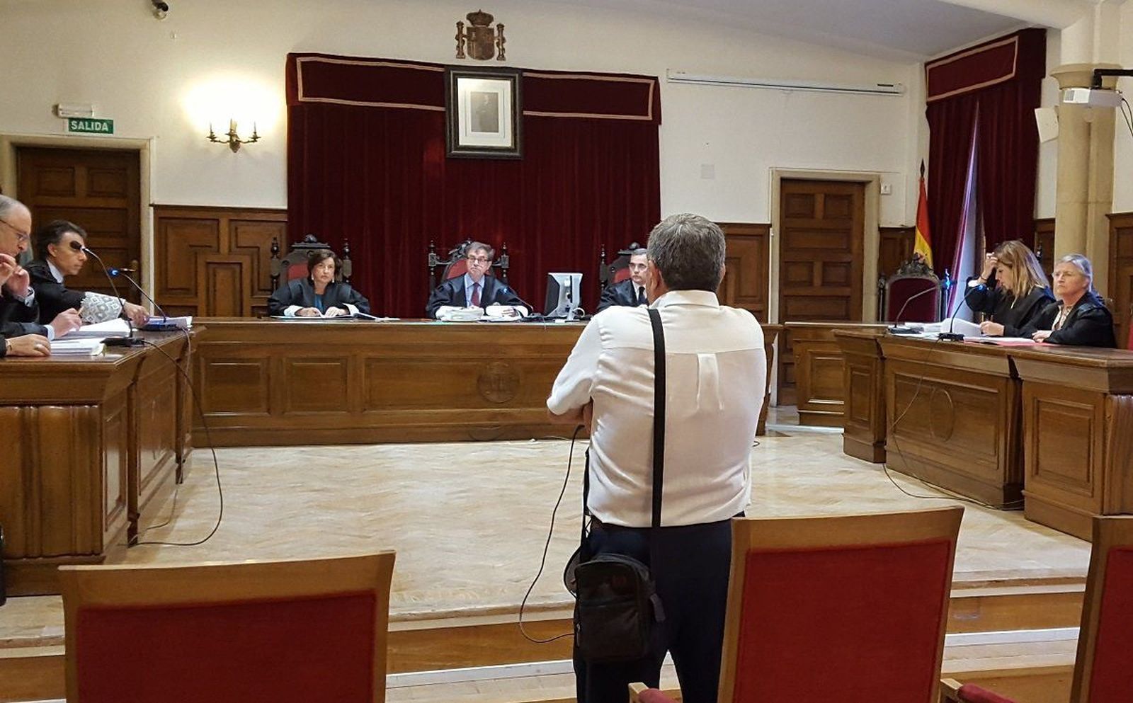 Le piden dos años y medio de prisión por apoderarse de 61.000 euros de unas obras en Serradilla del Arroyo