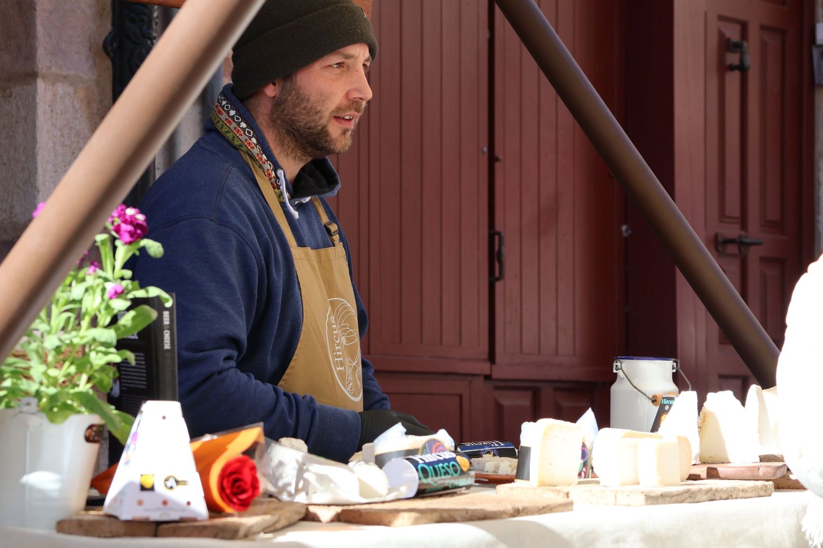 GALERÍA | Descubre en imágenes el Mercado de Balborraz del mes de febrero