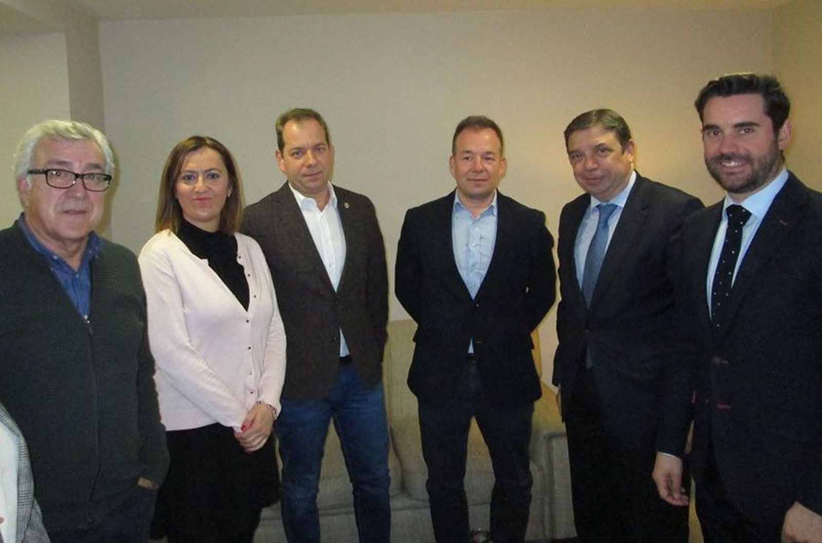 01 Ayto. Zamora. Reunión con Ministro Agricultura Luis Planas e INTEROVIC