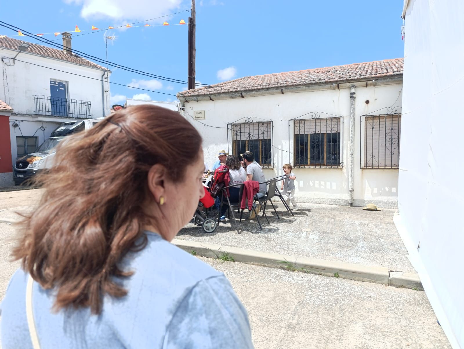 Cabrillas pone el broche a sus fiestas con una gran comida popular