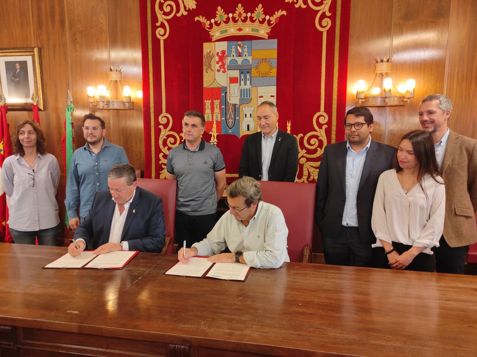 firma diputación de Zamora con la Fundación Talento 58 'Mi pueblo Acoge'.