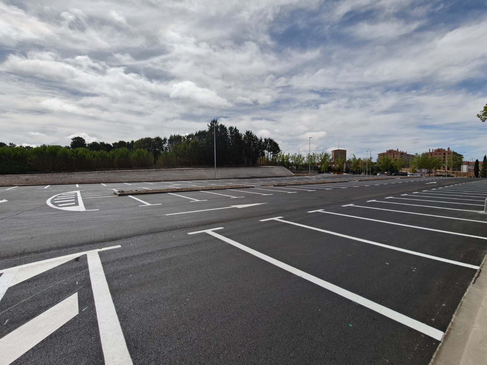 Finalizados los aparcamientos de la Chinchibarra y obras en la avenida de San Agustín