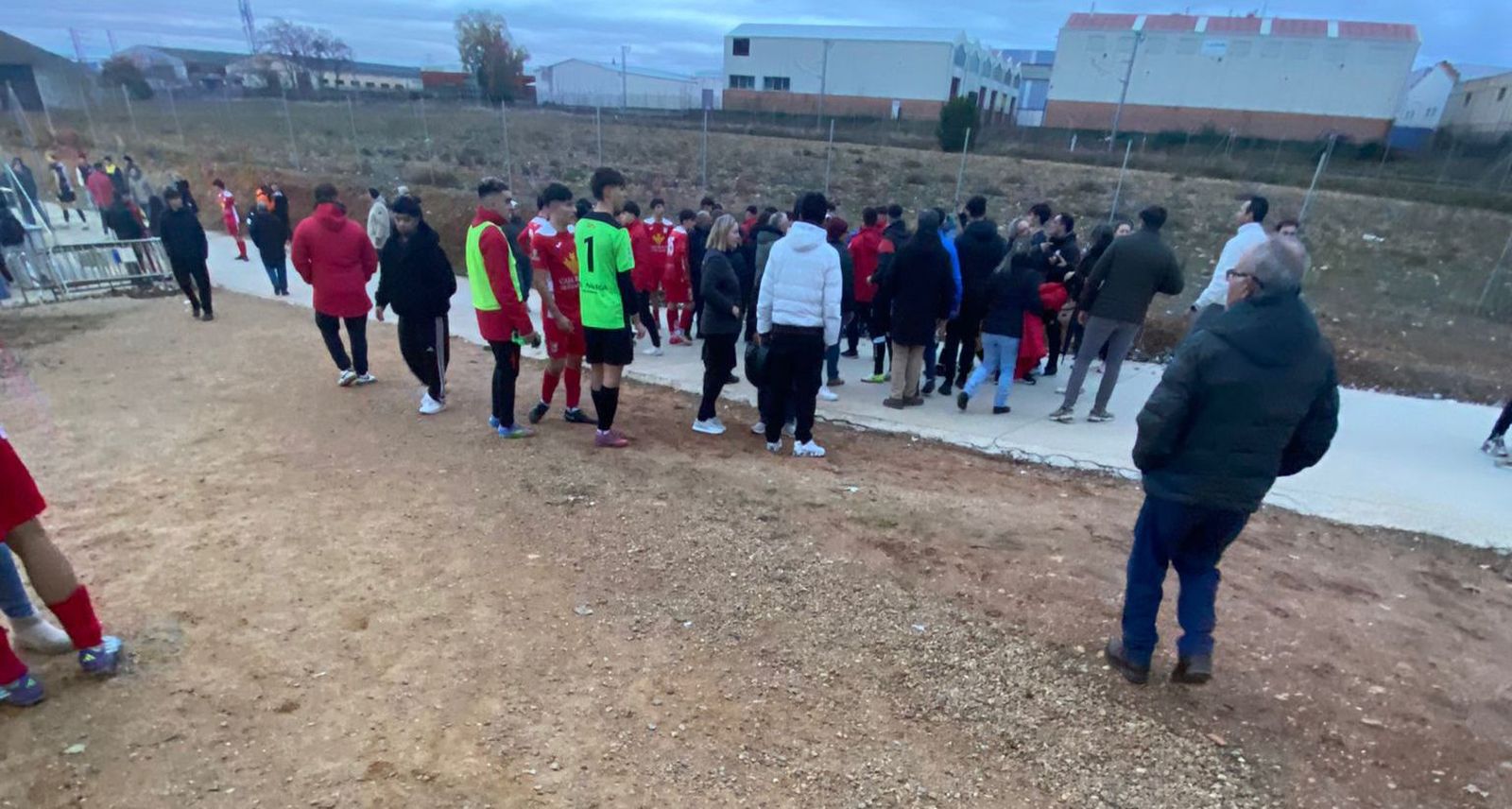 Pelea en el Unionistas - Navega de Juvenil Regional