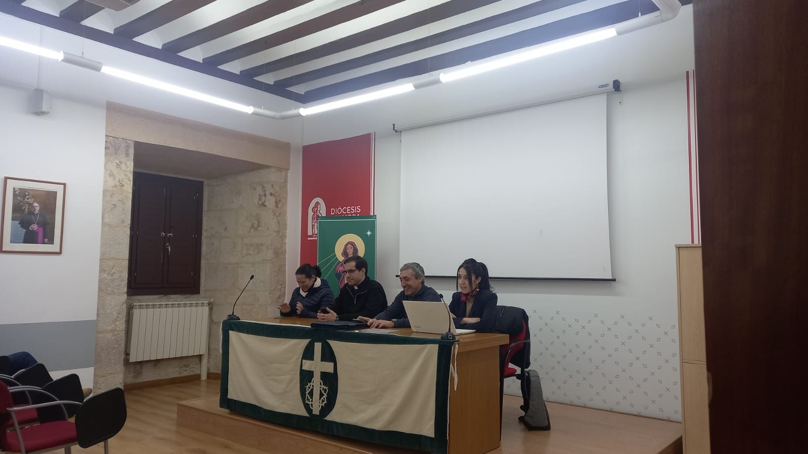 Asamblea general extraordinaria de la Hermandad Penitencial de las Siete Palabras