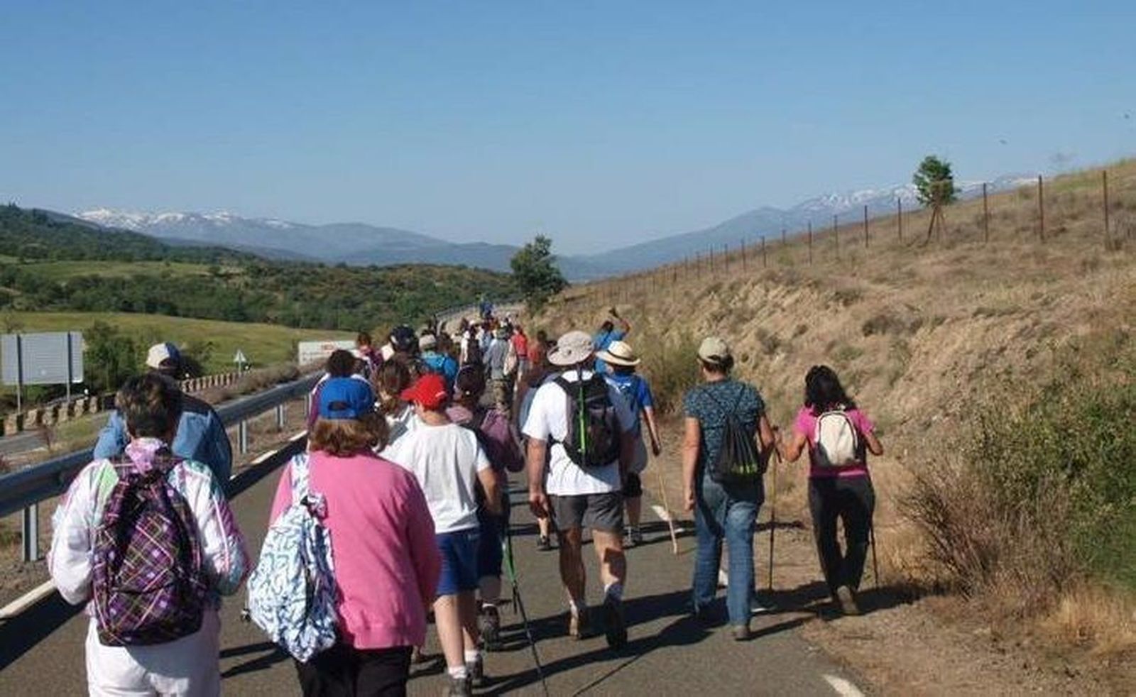 Domingo senderista en la comarca