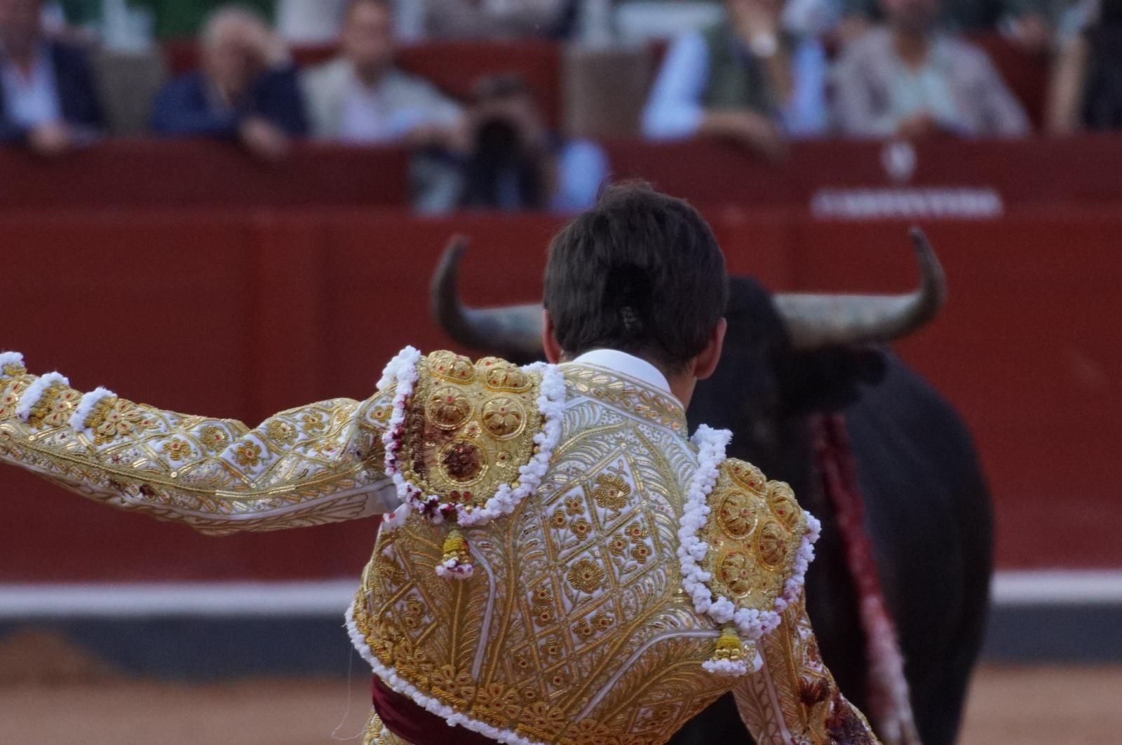 corrida-concurso-momentos-mas-destacados-del-ultimo-festejo-de-abono-de-la-feria-taurina-virgen-de-la-vega-2024-fotos-carlos-h-g-y-juanes-12