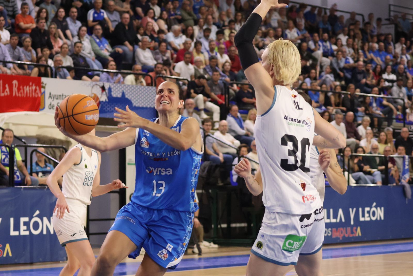 Perfumerías Avenida - CB Jairis