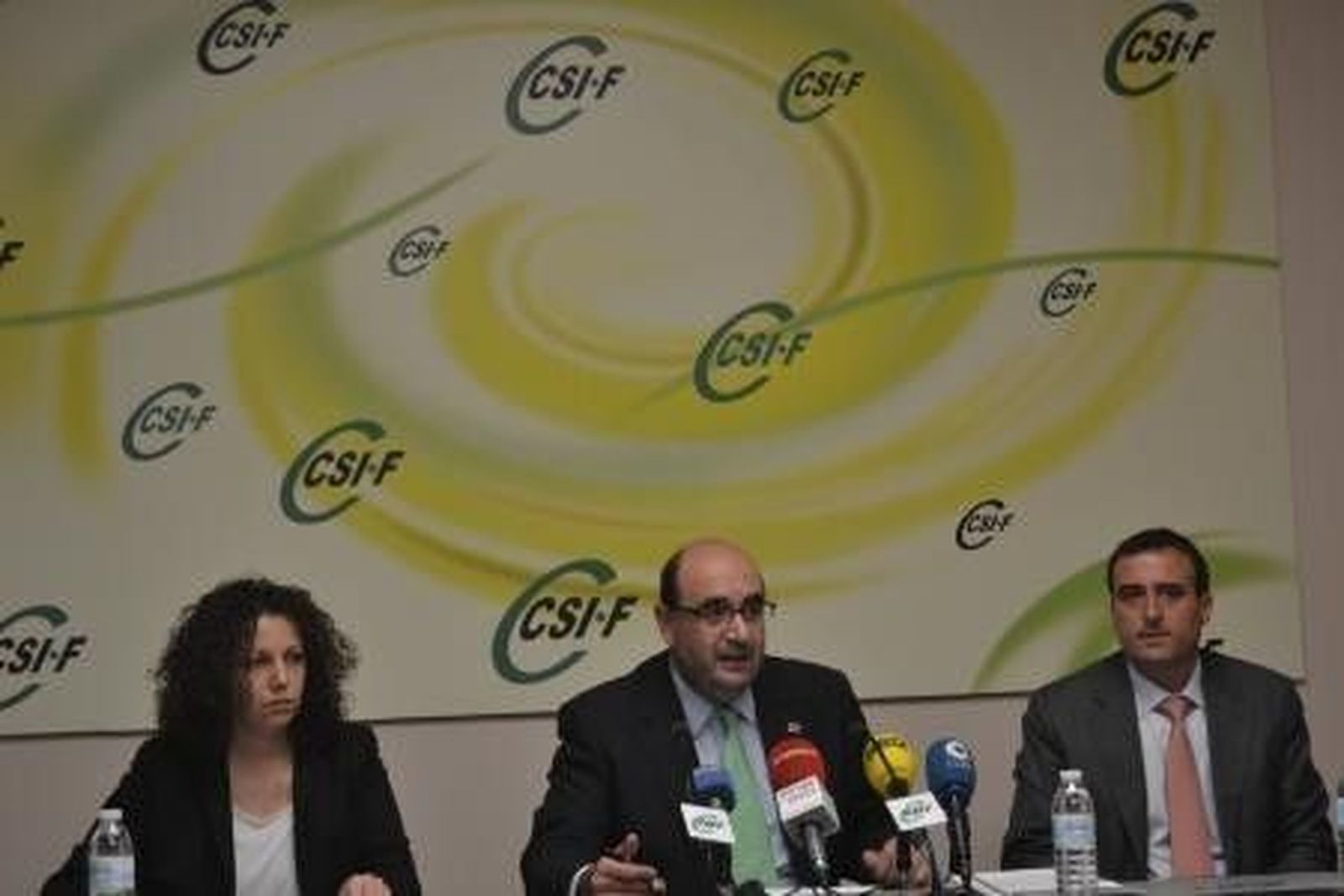 El voto de los empleados públicos puede decantar la balanza electoral