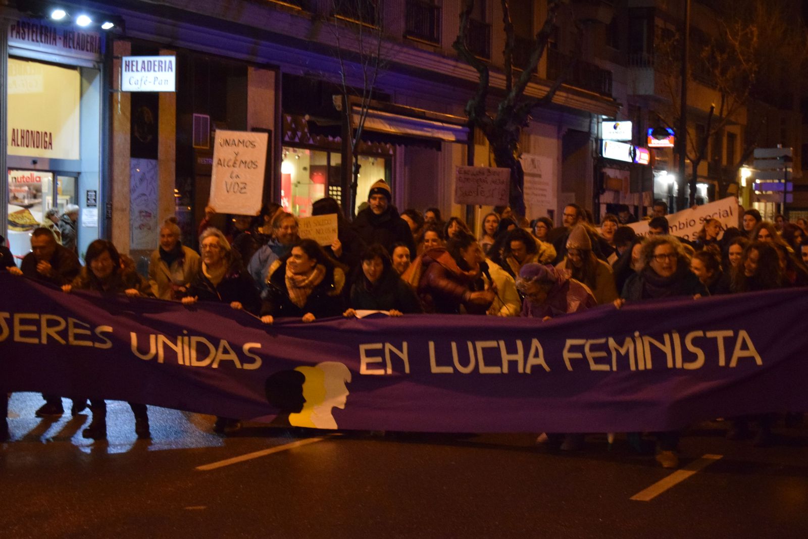 manifestacion-por-el-8m-en-zamora-57