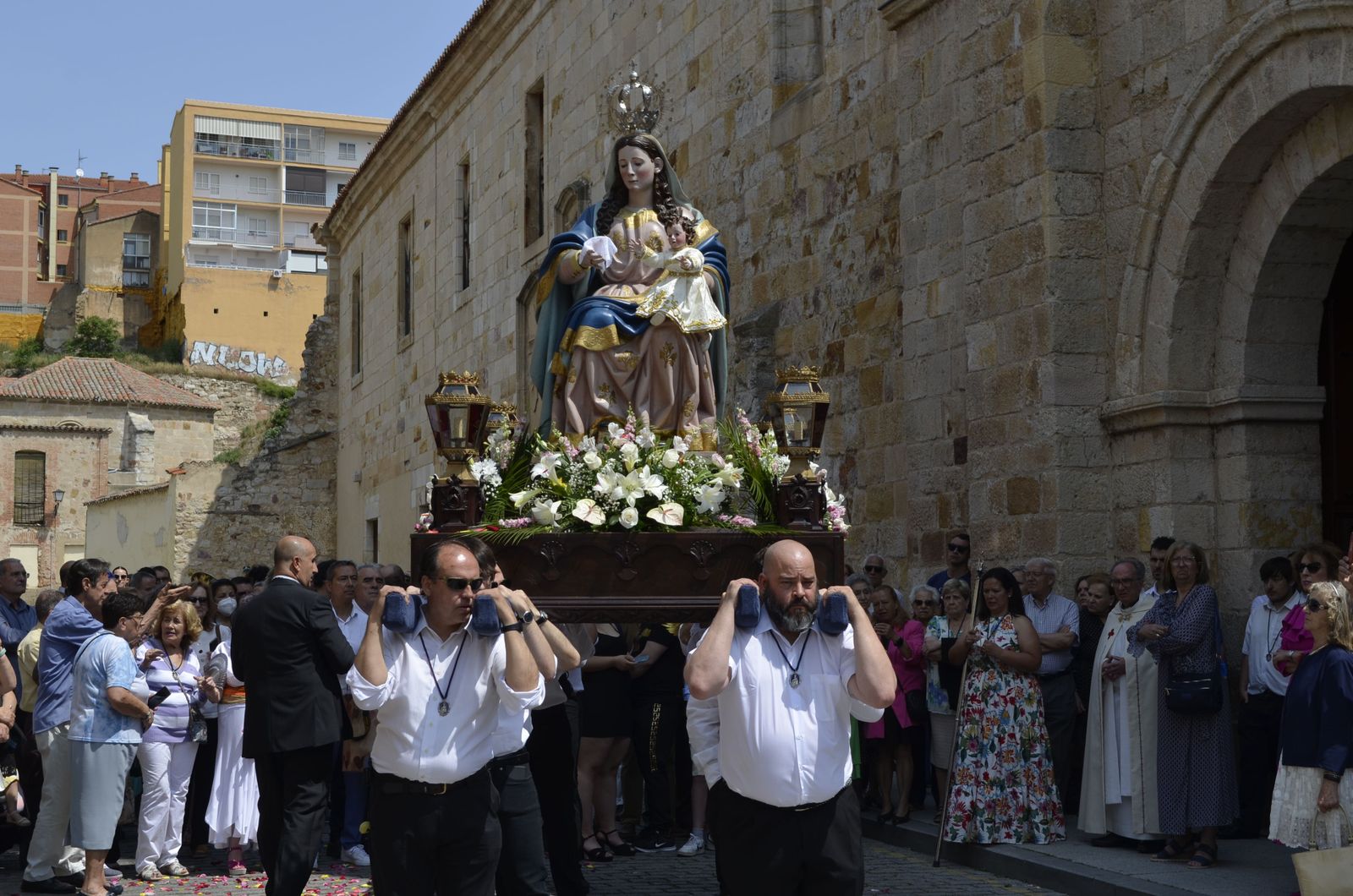 procesion-virgen-de-la-salud-51
