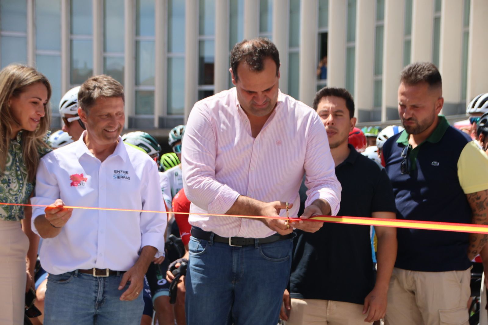 Salida II Vuelta Ciclista a Castilla y León Sub-23 y Élite