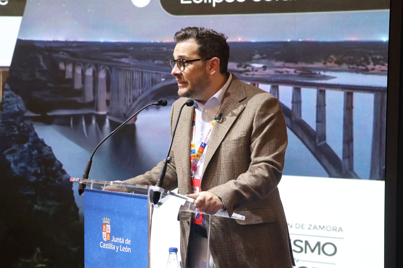 Víctor López de la Parte durante su intervención en la presentación de Zamora en Fitur