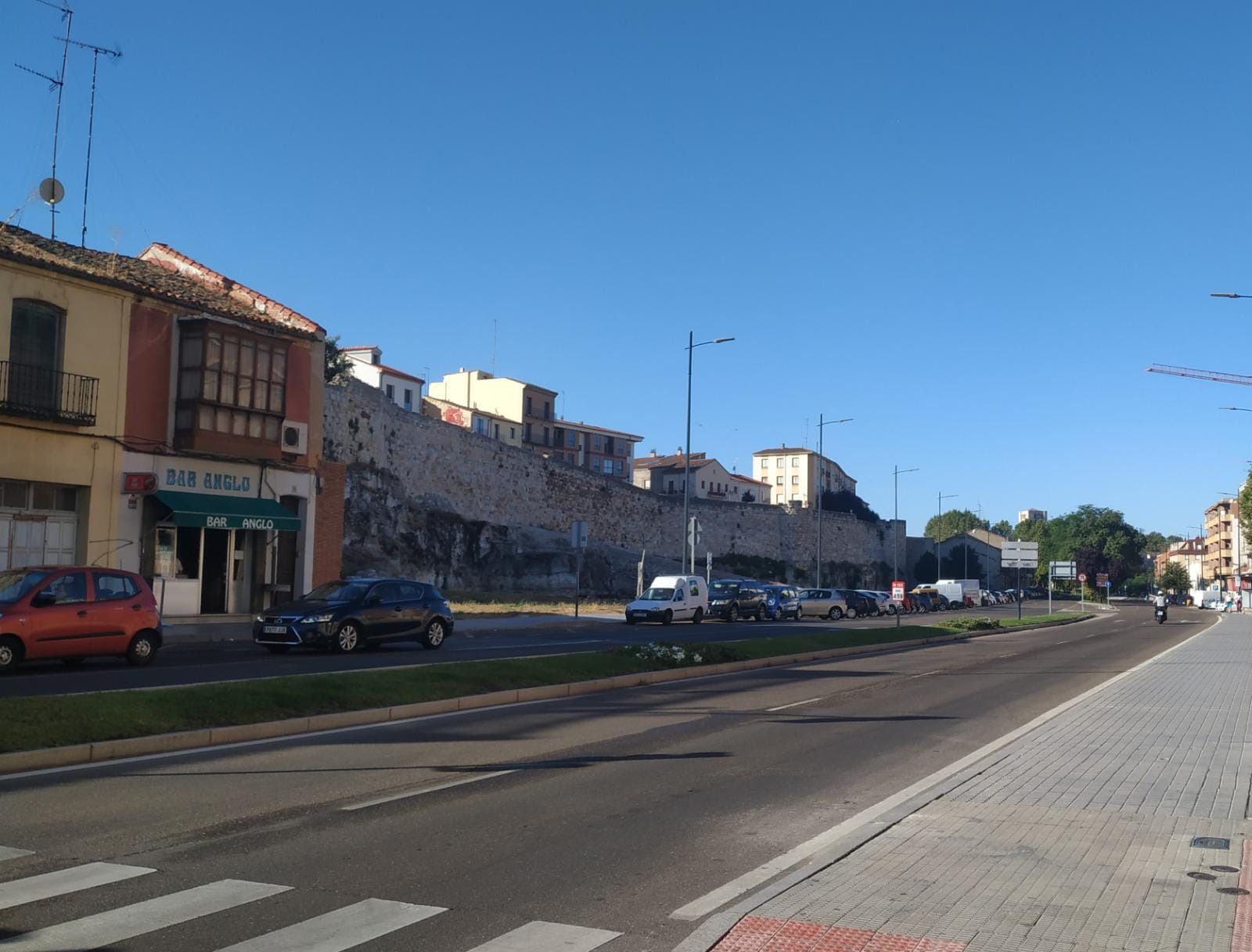 Puerta de la Feria. Archivo