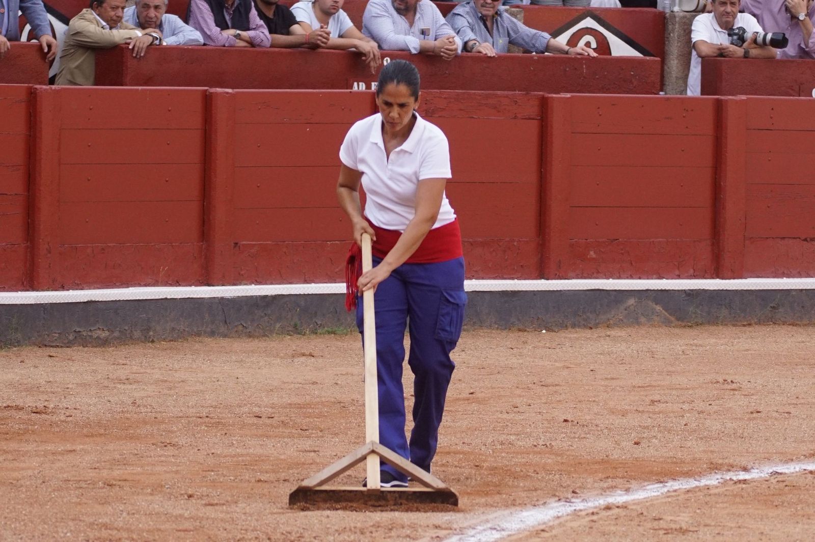 whatsapp-image-2025-06-12-at-21-27-06-2