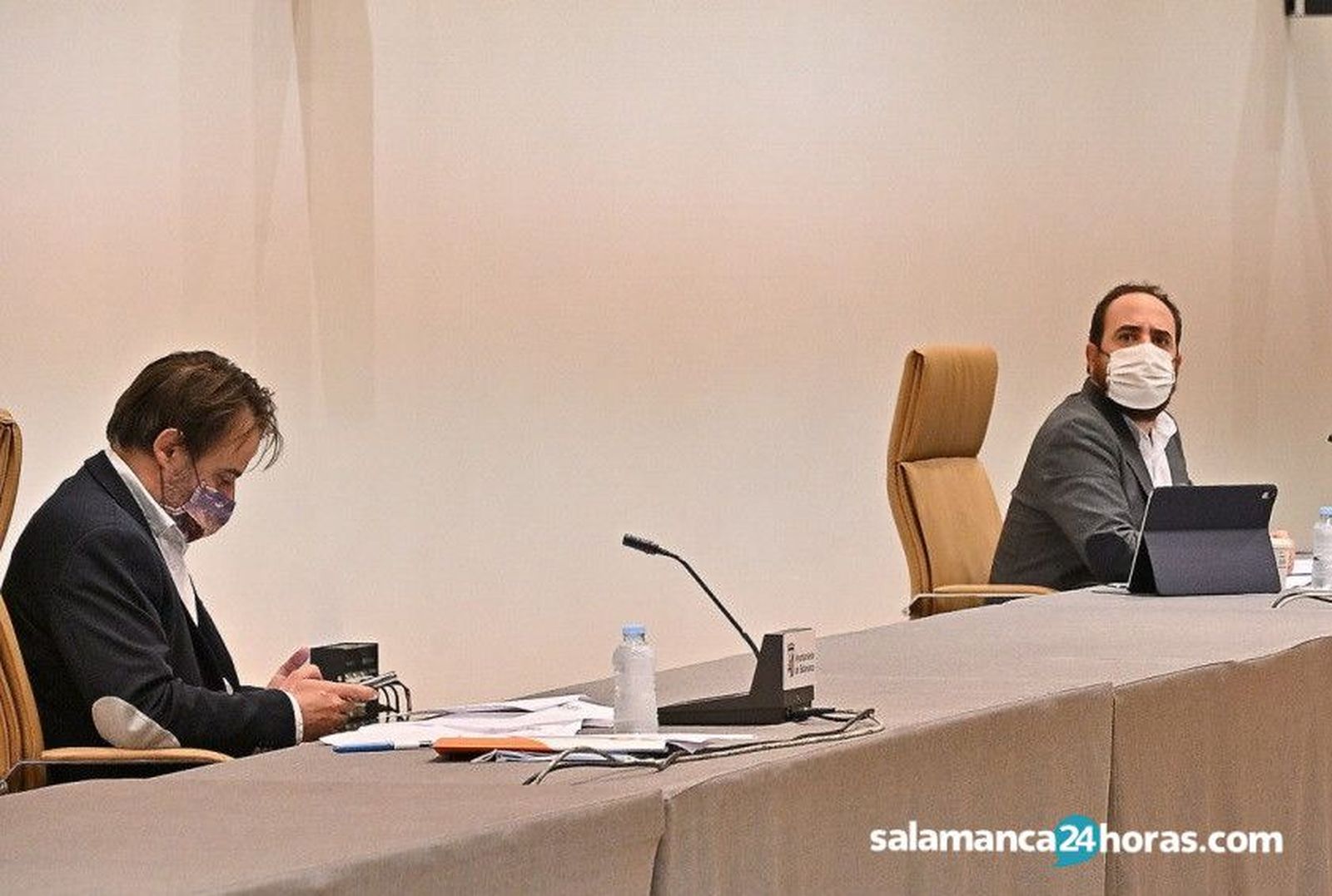 Pulso en el Ayuntamiento por la decisión de cesar o no a Daniel Llanos
