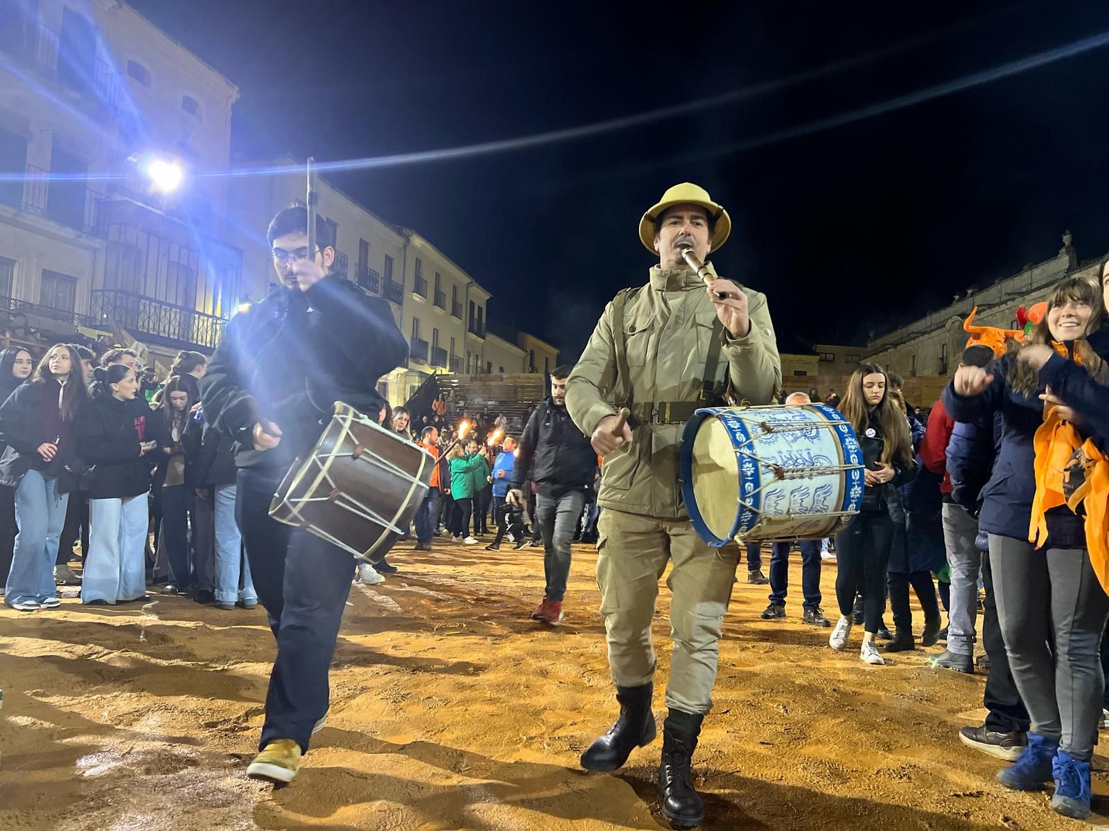 quema-del-toro-de-cenizos-carnaval-del-toro-ciudad-rodrigo-2025-26