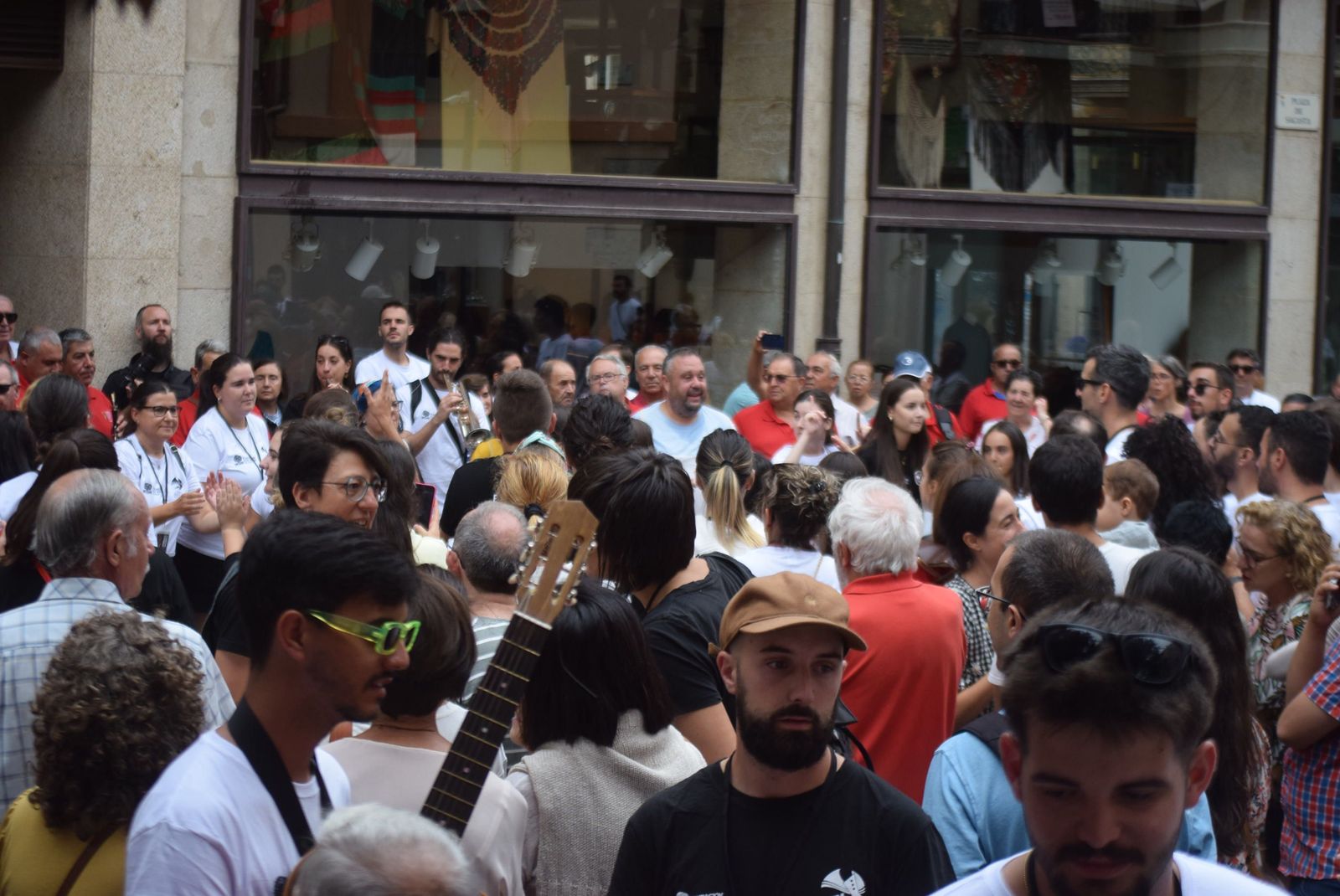 pasacalles-gigantes-y-gigantillas-18