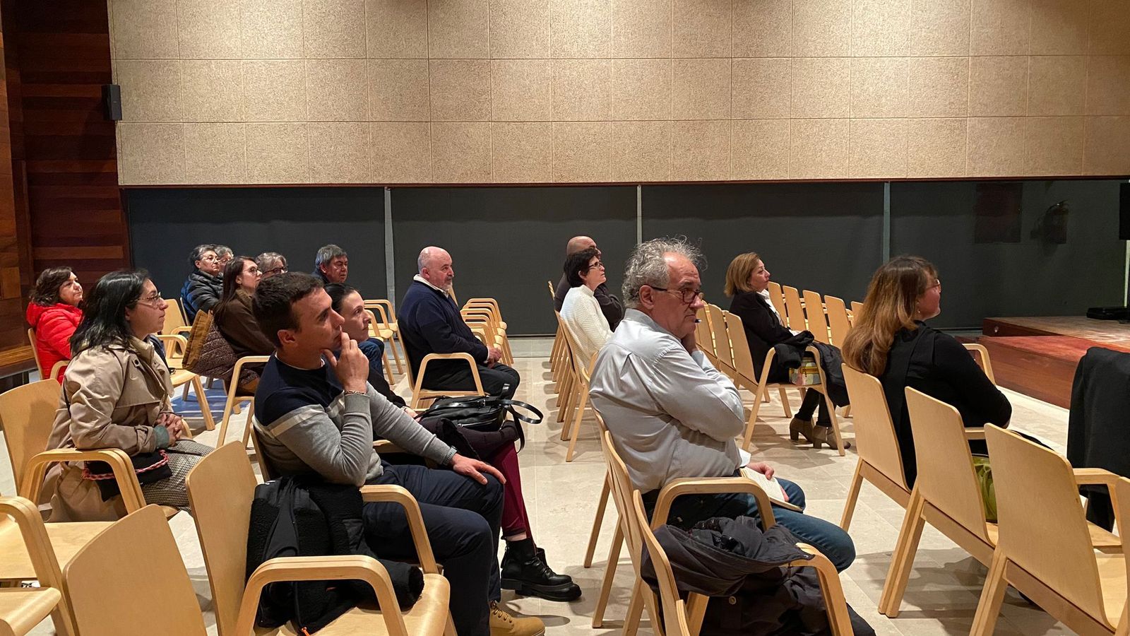 conferencia-sobre-la-importancia-del-cordero-en-las-religiones-2