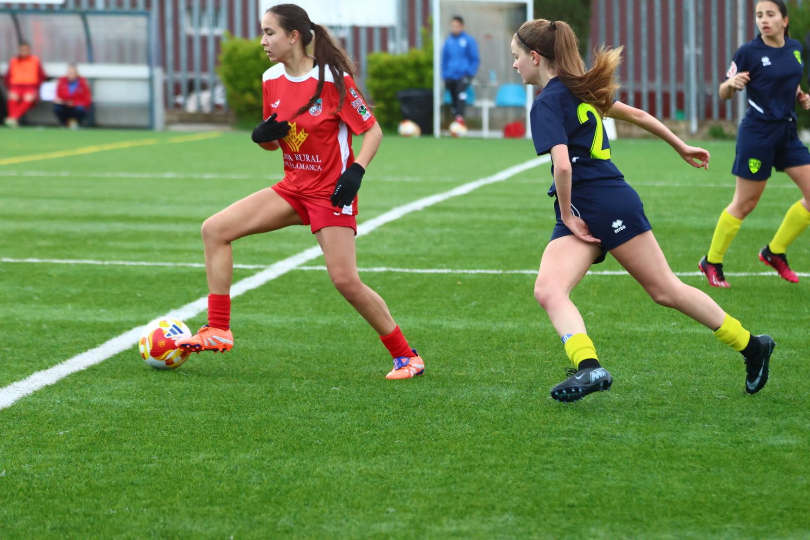 Navega femenino - Capiscol