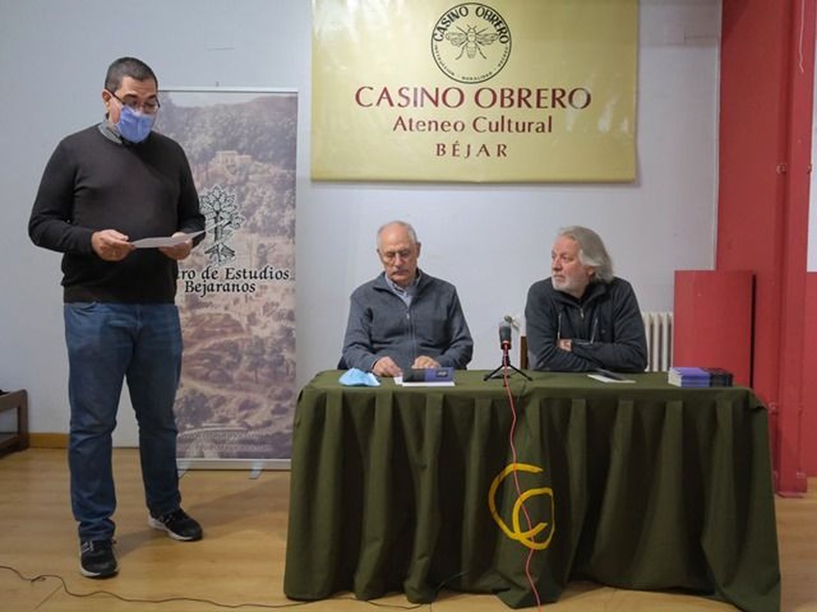 Presentación del último poemario de Luis Felipe Comendador | Centro de Estudios Bejaranos
