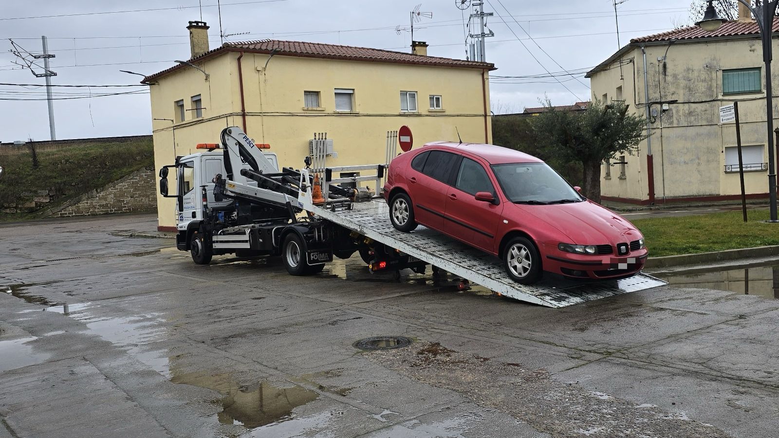 Registro de una vivienda en Ciudad Rodrigo fruto de la investigación de la muerte de Álvaro Pérez. Fotos Salamanca24horas.com   Andrea M  (5)