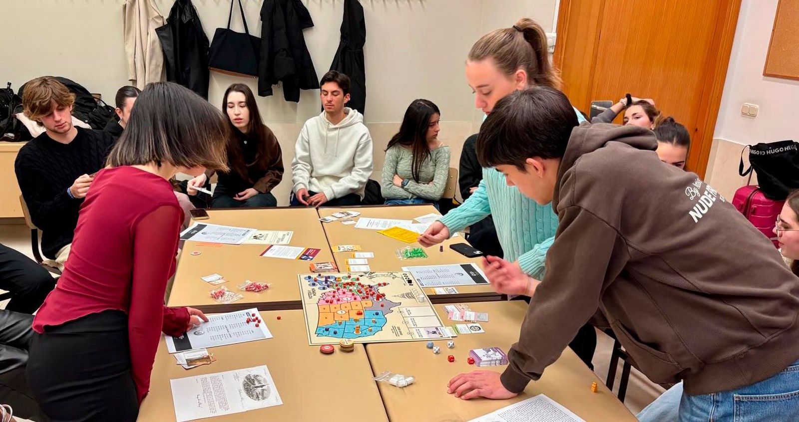 Estudiantes de la Universidad de Salamanca aprenden sobre política con nuevas metodologías Estudiantes de la Universidad de Salamanca aprenden sobre política con nuevas metodologías