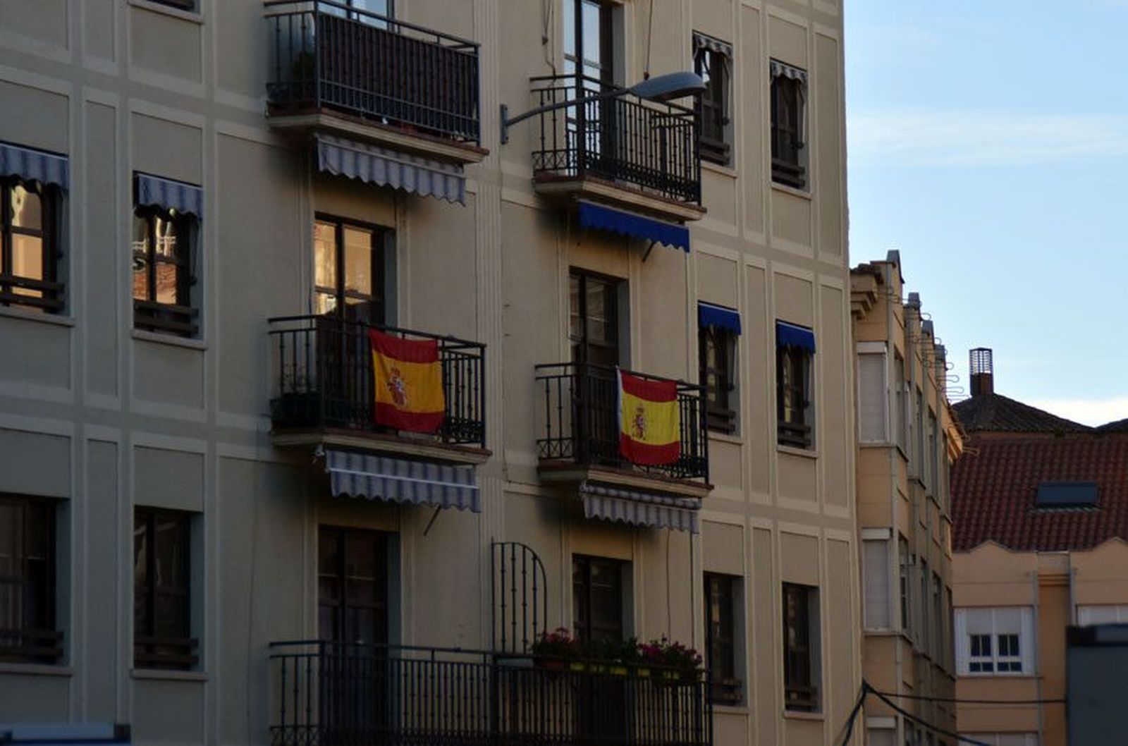 Banderas balcon zamora espaa 1