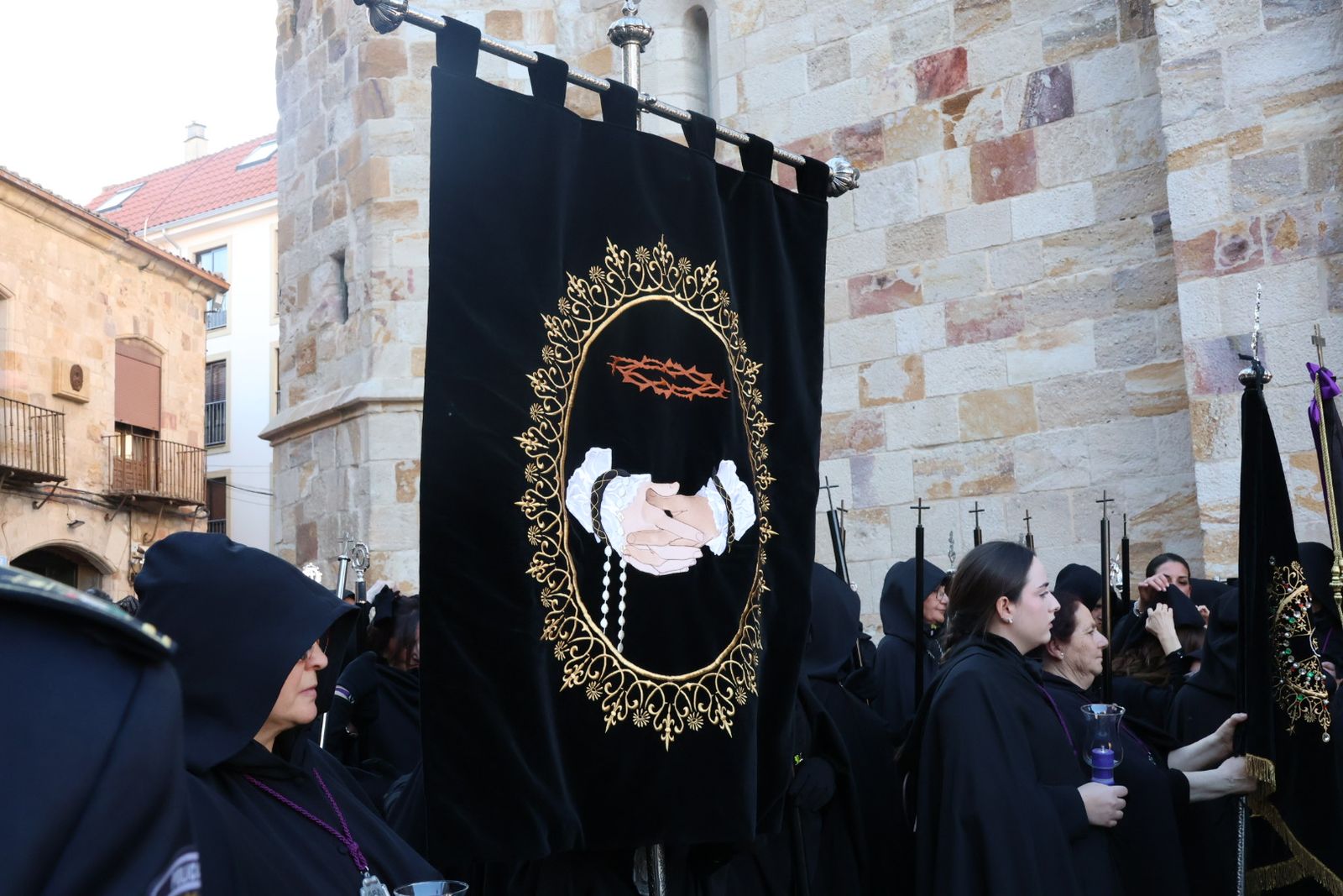 GALERÍA | Revive en imágenes la procesión de la Soledad