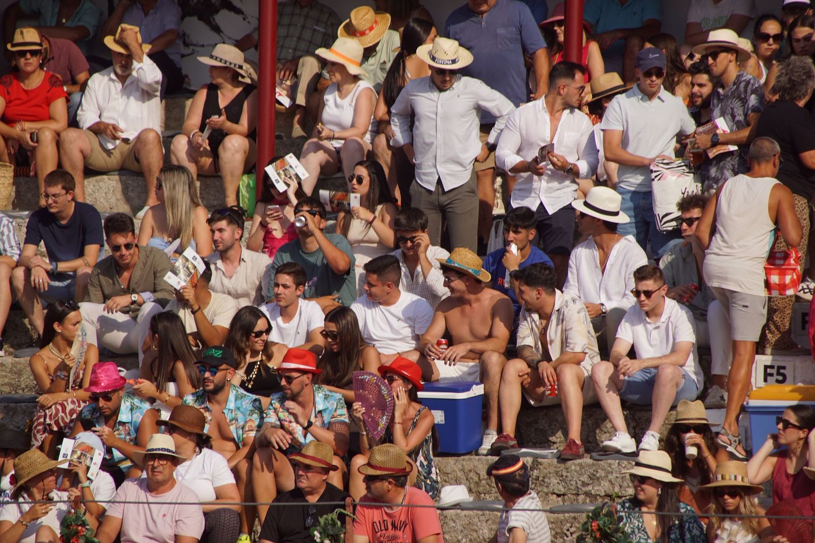 En imágenes la despedida de los ruedos de El Capea en Guijuelo