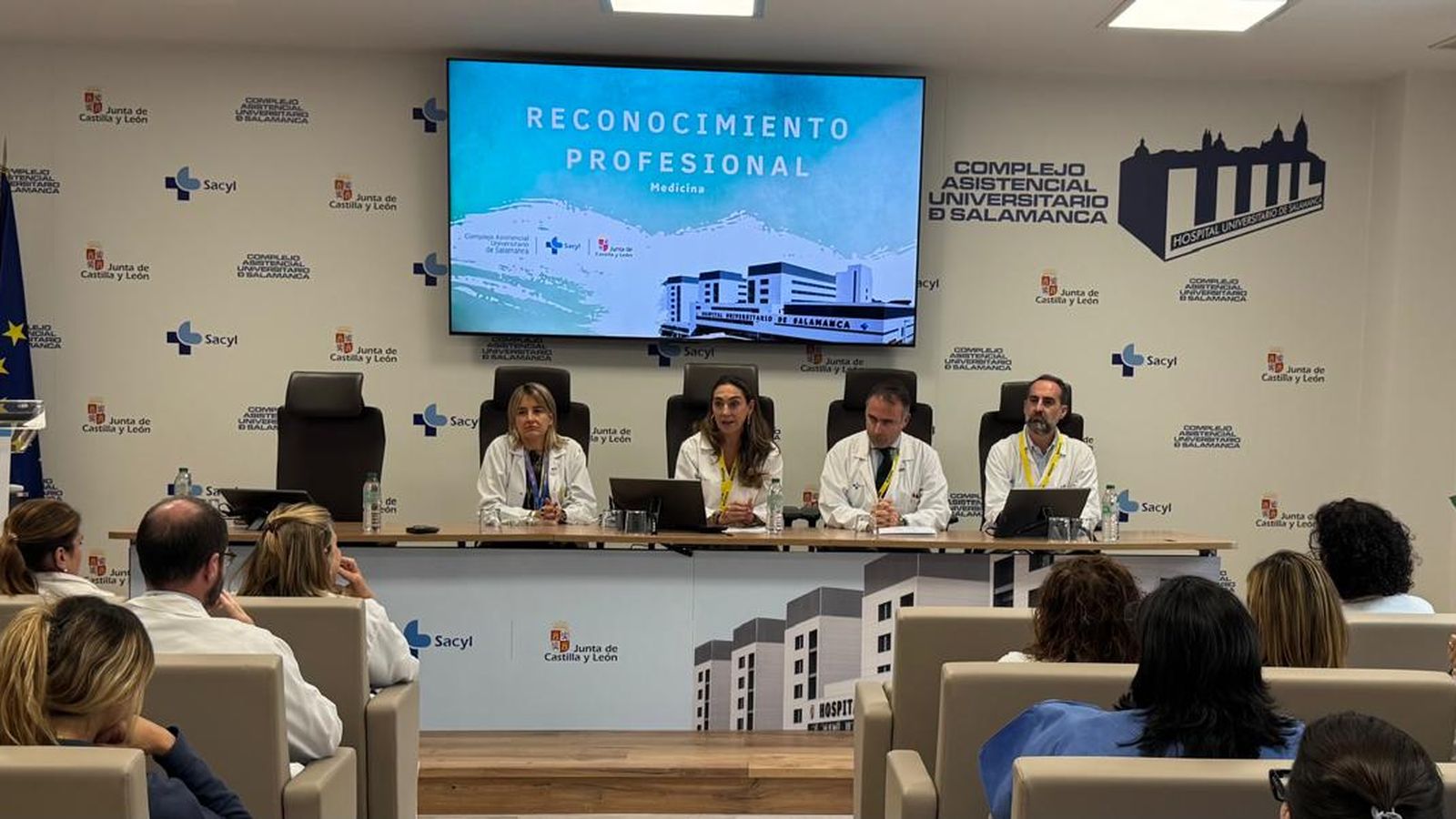 V Reconocimiento Profesionales CAUSA médicos I 10 11 2025