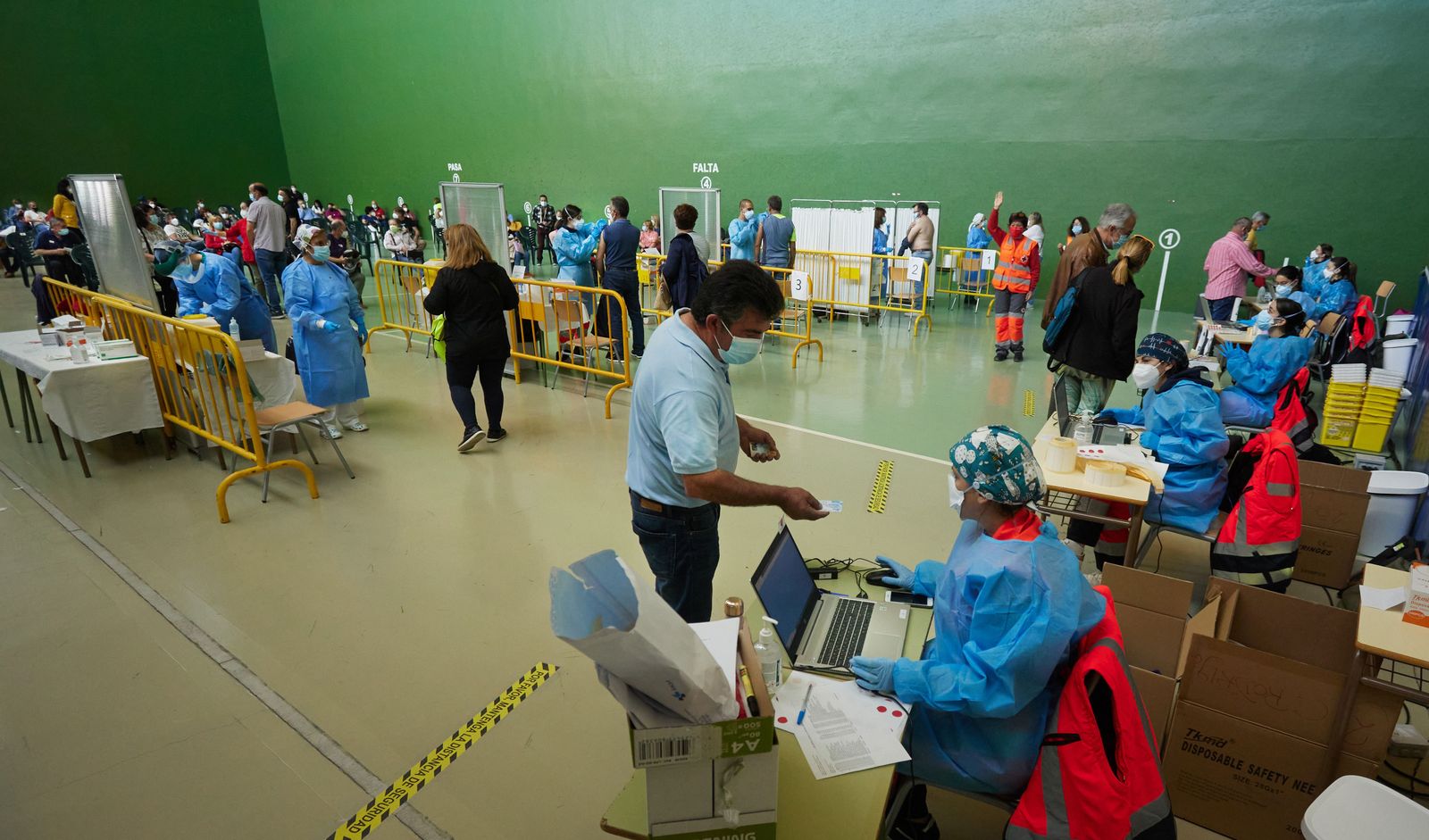 Imagen de archivo de nuevas vacunaciones masivas en la provincia para diferentes edades en las áreas de salud de Guijuelo, Béjar, Ciudad Rodrigo, Vitigudino y Peñaranda