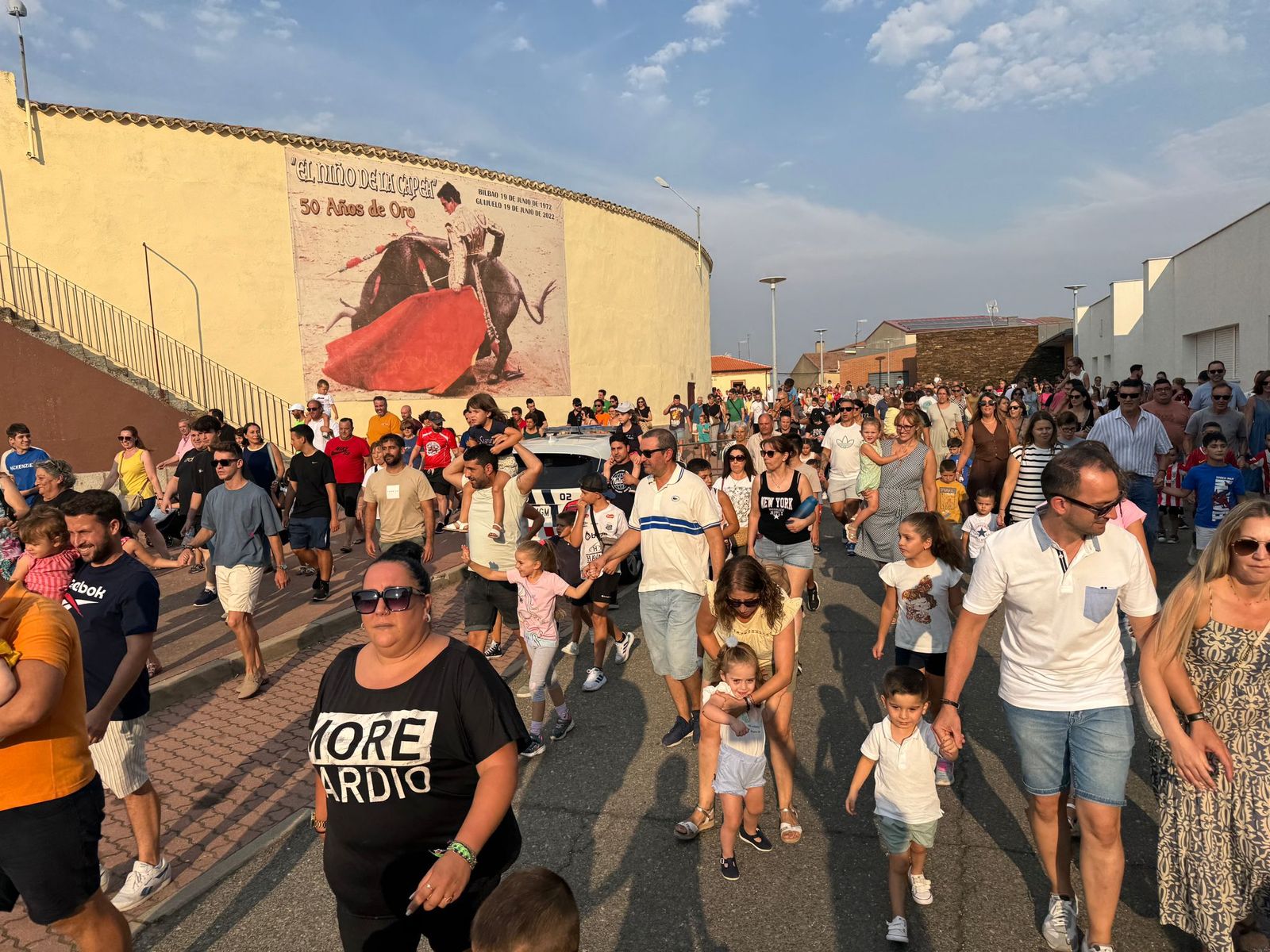 Encierro infantil de Mini Bueyes en Guijuelo durante sus fiestas 2025