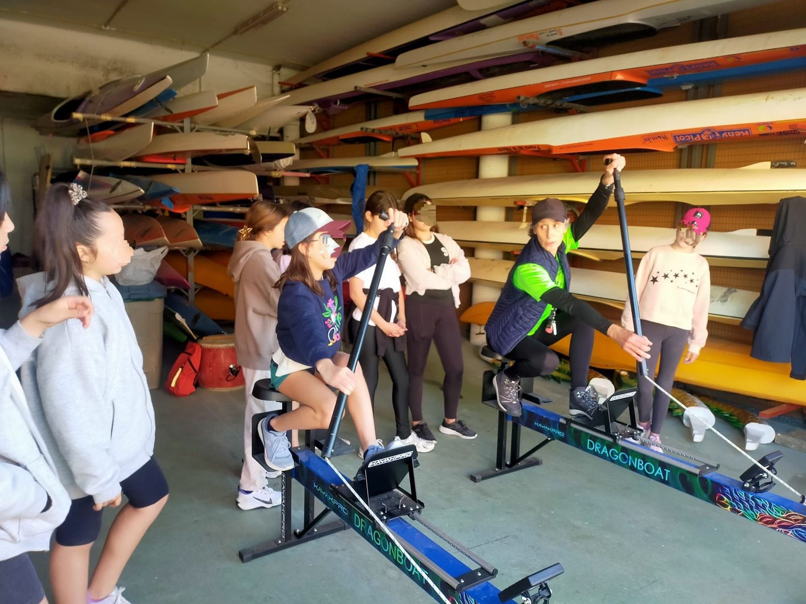 El Club Deportivo Actividades Náuticas acerca el piragüismo a los alumnos del Colegio Público de la Candelaria