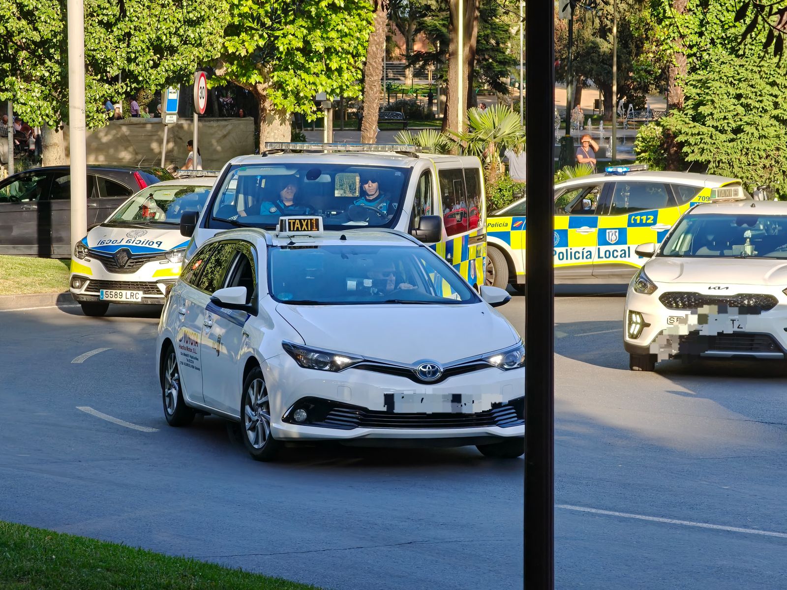 atropello-a-la-conductora-de-un-patinete-electrico-en-plaza-de-espana-5