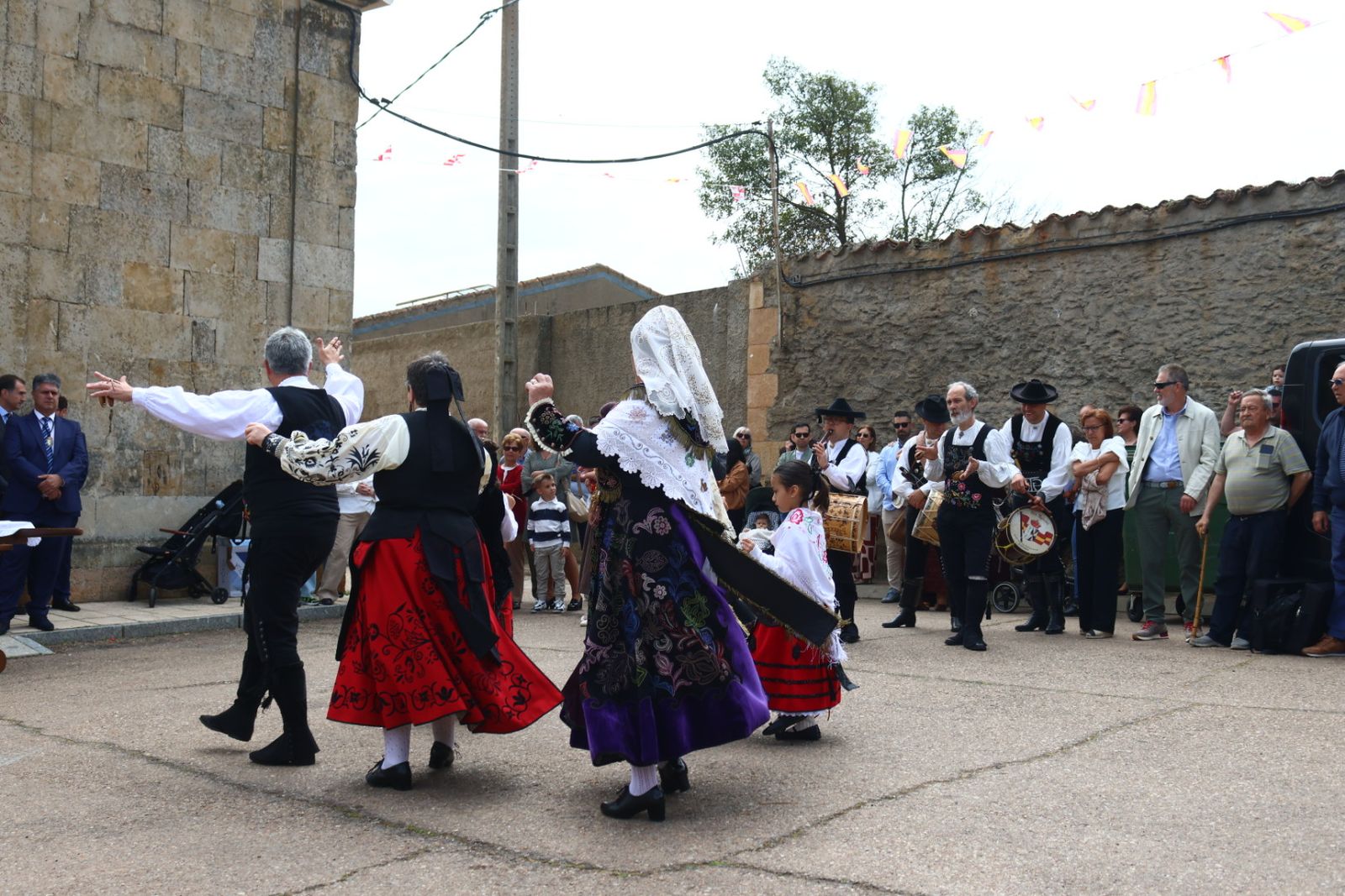 Santa Misa y Procesión en honor a San marcos en Doñinos